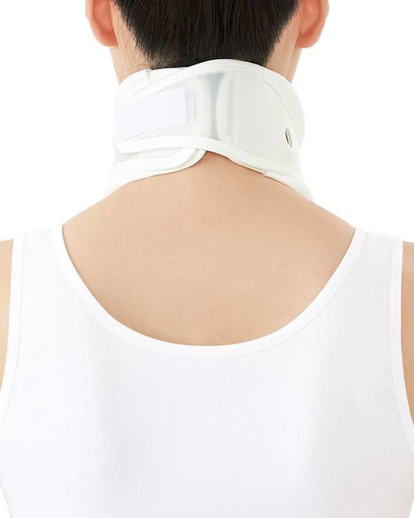 گردنبند طبی سخت داکترمد DR-122